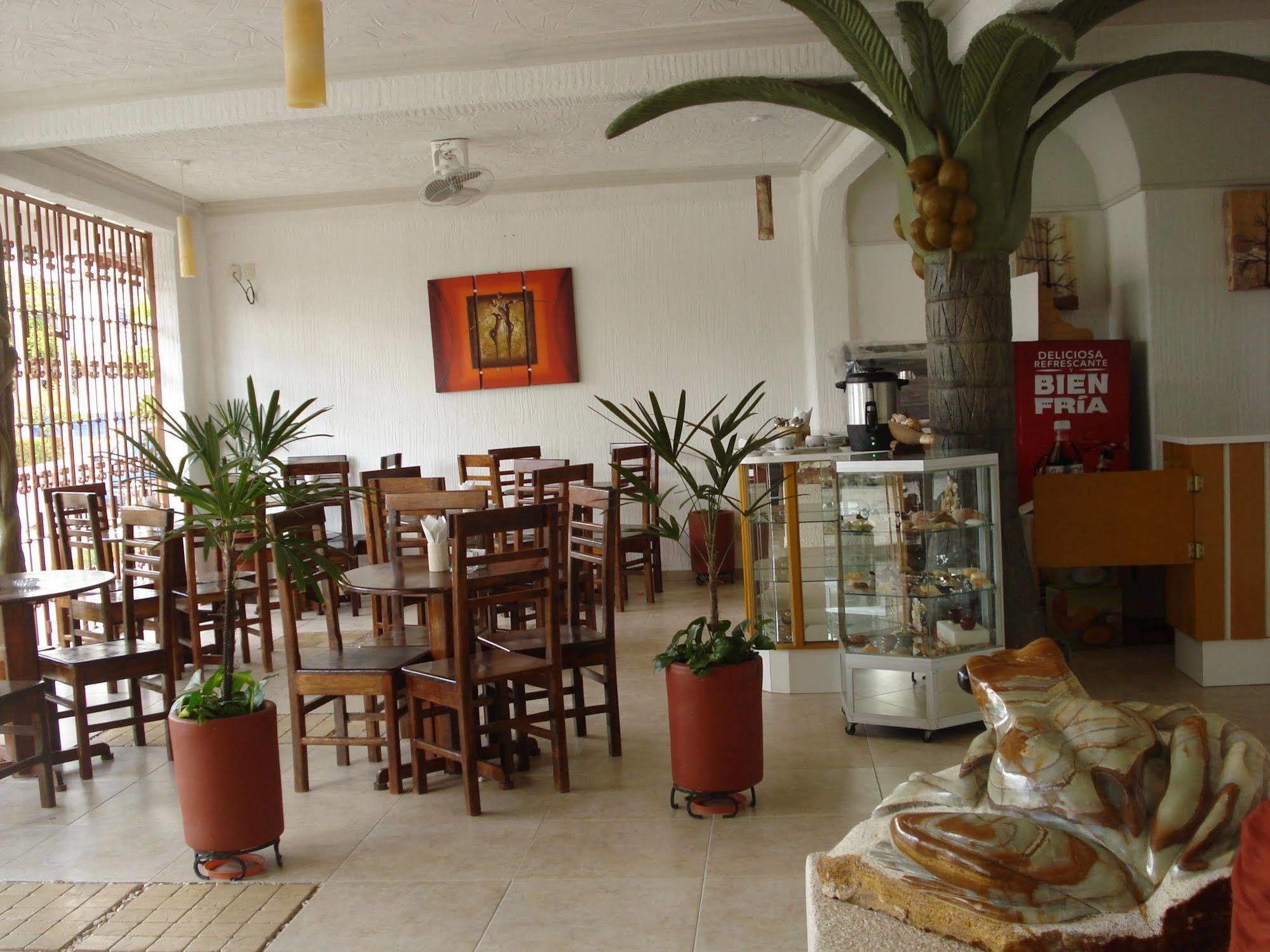 Hotel Careyes Puerto Escondido Пуэрто-Эскондидо Экстерьер фото